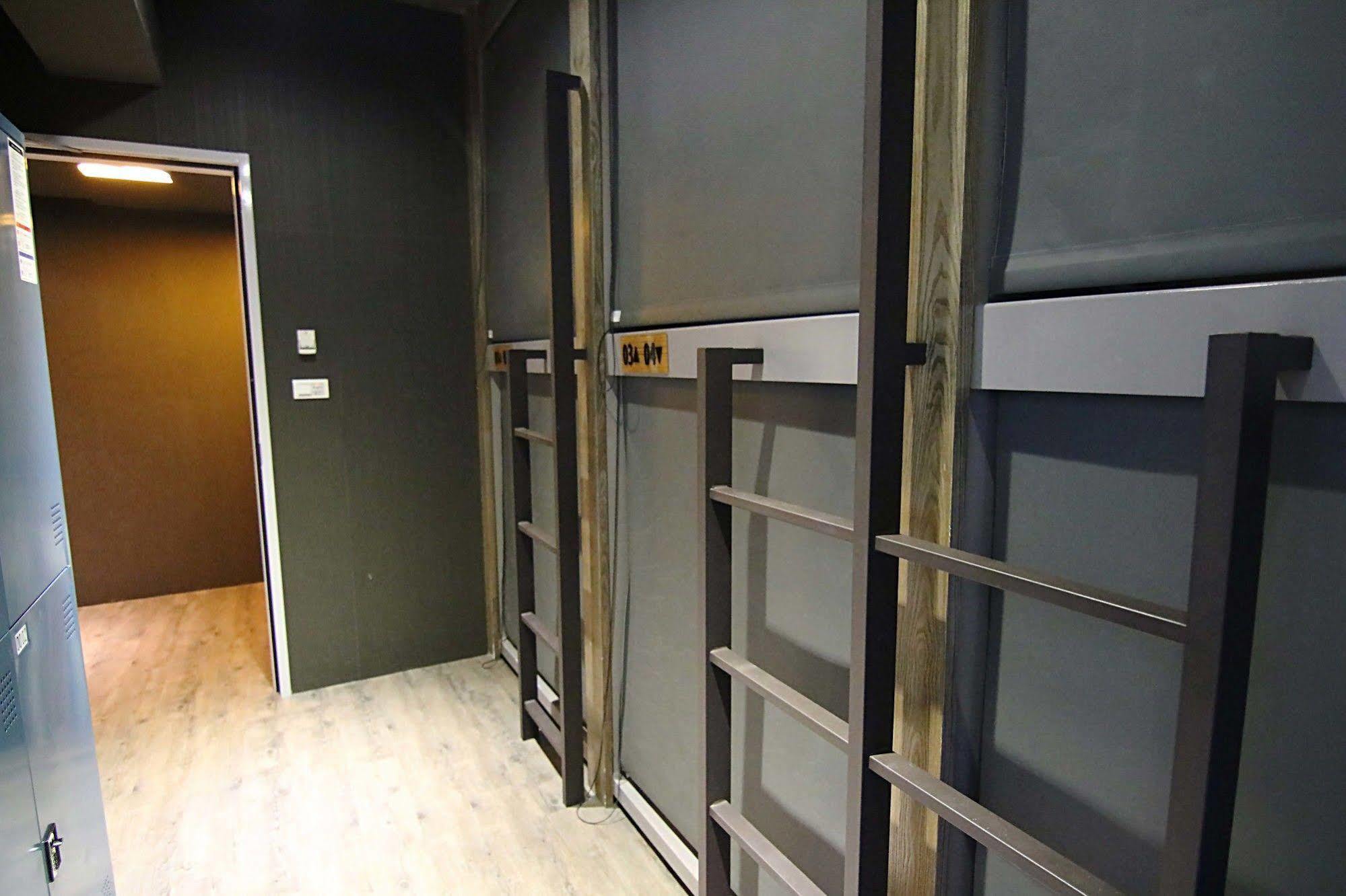 Next Taipei Hostel-Ximending Екстериор снимка